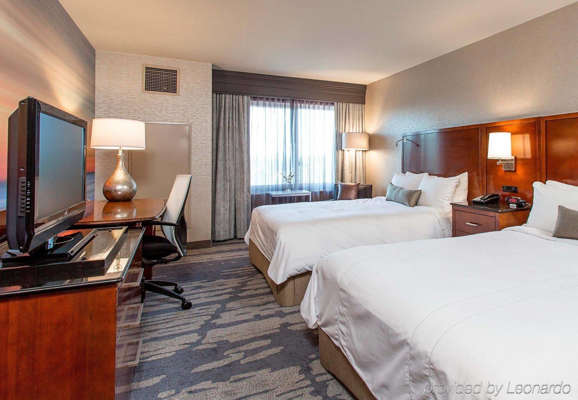 Airport Marriott Hotel